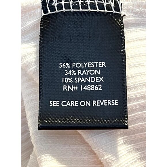 Women's Torrid Plus Size 5, 5X, 28 Cream Ribbed V-neck Sleeveless Top, Shirt - Picture 6 of 10